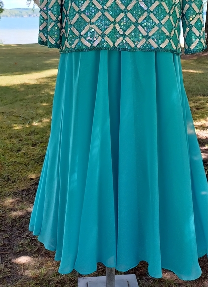 STUNNING SEQUIN SET - Picture 5 of 14